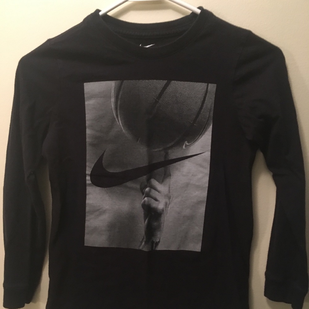 Nike long sleeve T-shirt